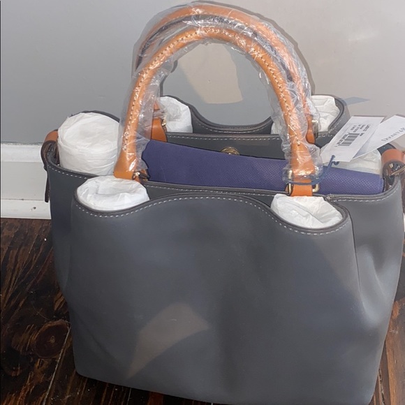 Dooney & Bourke Purse - Picture 4 of 4